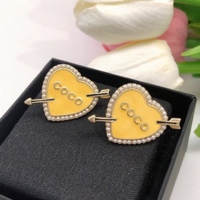 Номер XED0150 9 Серьги Chanel COCO в форме сердечек. Серьги с пот