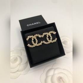 Номер XED0064 CHANEL маленькие серьги-бутоны с жемчужиной и двойн