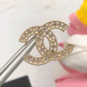 Номер XED0078 Новая модель Chanel с бриллиантами ажурными серьга