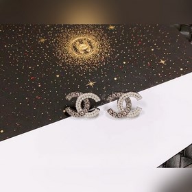 Chanel подержанные серьги с двойным логотипом. Оригинальная копия
