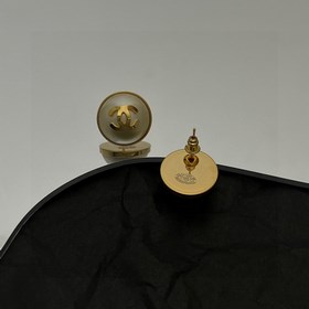 Chanel Chanel подержанные серьги. Модели Chanel не нуждаются в пр