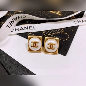 Chanel подержанные серьги с двойным логотипом. Оригинальная копия