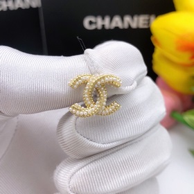 Номер XED0895 Chanel двойные серьги-гвоздики с жемчужинами