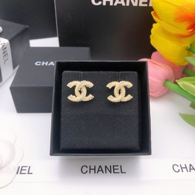 Номер XED0895 Chanel двойные серьги-гвоздики с жемчужинами