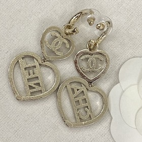 Код E2333 0277820 Популярные серьги Chanel. Новинка. CHAN 23 Серь