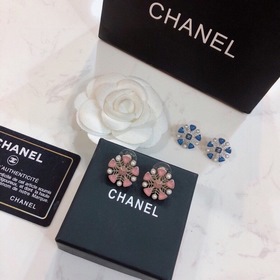 Chanel маленькие серьги-гвоздики, популярная модель, лучшая верси