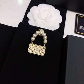 Новая коллекция Chanel, оригинальные изделия из латуни, доступны