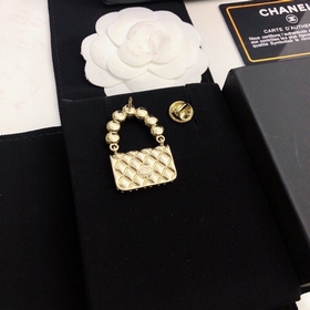 Новая коллекция Chanel, оригинальные изделия из латуни, доступны 