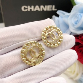 Номер XED0186 Круглые серьги-гвоздики Chanel