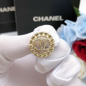 Номер XED0186 Круглые серьги-гвоздики Chanel