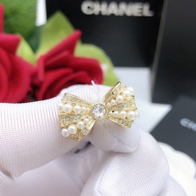 Номер XED0214 CHANEL, оригинальная новая модель, серьги-гвоздики 