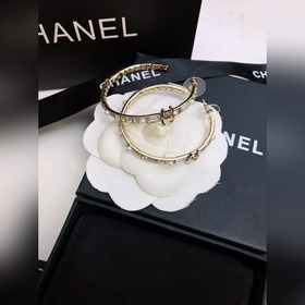 Новые серьги-крючки от Chanel  [Высококачественная версия] Высо