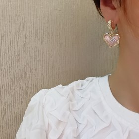 1880  Chanel, этот дизайн очень нравится. Серьги Chanel с розовы