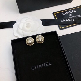 Chanel 2023 новейшая модель, синхронный выпуск в магазинах. Серьг