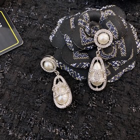 Код GE428 0867785 [Chanel] Популярные серьги-гвоздики Chanel в н
