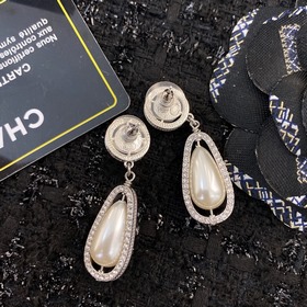Код GE428 0867785 [Chanel] Популярные серьги-гвоздики Chanel в н