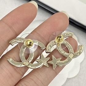Код E2334 0247820 Популярные серьги Chanel, новинка CHAN 23 Серьг