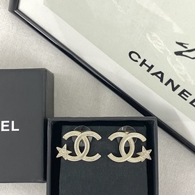 Код E2334 0247820 Популярные серьги Chanel, новинка CHAN 23 Серьг