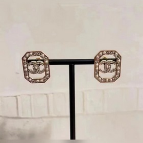 0 070 [Новейшая модель Chanel： серьги-гвоздики с квадратными желт