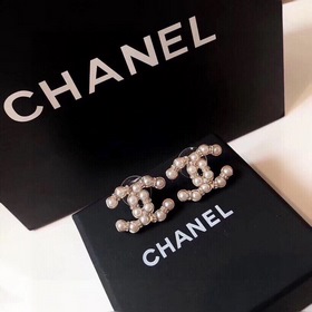 Chanel Маленькие серьги Chanel, новая коллекция ранней осени, се