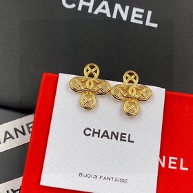 Chanel маленькие серьги-гвоздики, лаконичные и универсальные, с н
