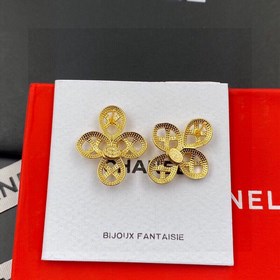 Chanel маленькие серьги-гвоздики, лаконичные и универсальные, с н