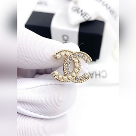 CHANEL маленькие серьги с полудрагоценными камнями жемчугом, высо