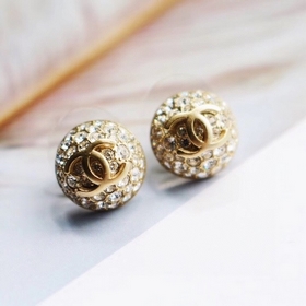 Chanel маленькие серьги-гвоздики, популярная модель, лучшая верси