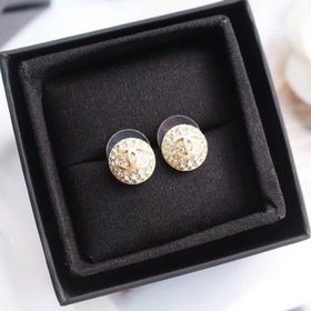 Chanel маленькие серьги-гвоздики, популярная модель, лучшая верси