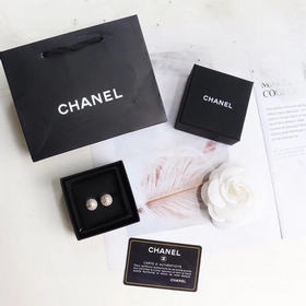 Chanel маленькие серьги-гвоздики, популярная модель, лучшая верси