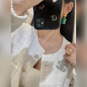 1880150  Миссис Йе Ша, такая же, как у Chanel, изумрудные серьги