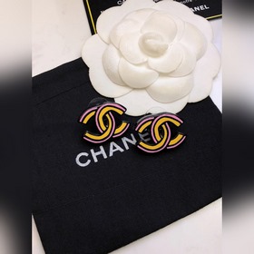 Аккриловые серьги Chanel с двойным C】Z 3000+ Акриловая коллекция