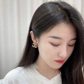 Аккриловые серьги Chanel с двойным C】Z 3000+ Акриловая коллекция 