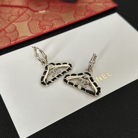 Chanel подержанные серьги с двойным логотипом. Оригинальная копия