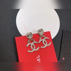 Chanel подержанные серьги с двойным логотипом. Оригинальная копия