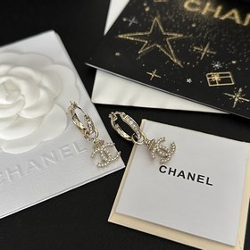 Chanel подержанные серьги с двойным логотипом. Оригинальная копия