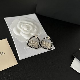 Chanel подержанные серьги с двойным логотипом. Оригинальная копия