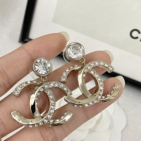 Новинка дня】Код E23140  0257820 Популярные серьги Chanel. Новинк