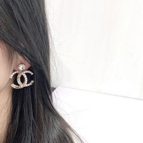 Новинка дня】Код E23140  0257820 Популярные серьги Chanel. Новинк
