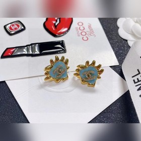 Chanel подержанные серьги. Модели Chanel не нуждаются в представл