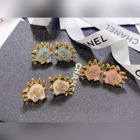 Chanel подержанные серьги. Модели Chanel не нуждаются в представл