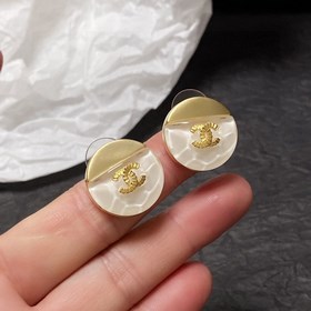 CHANEL Серьги с кристаллами в форме буквы C. Новая модель, иденти
