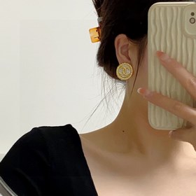Рекомендуемое на Xiaohongshu： популярная новинка Chanel в стиле в
