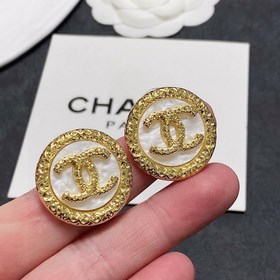 Рекомендуемое на Xiaohongshu： популярная новинка Chanel в стиле в