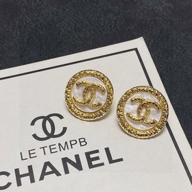 Рекомендуемое на Xiaohongshu： популярная новинка Chanel в стиле в