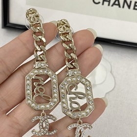 Код E2339 0267825 Популярные серьги Chanel. Новинка. Chanel 23 Се