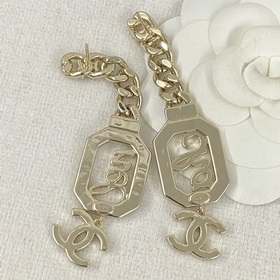Код E2339 0267825 Популярные серьги Chanel. Новинка. Chanel 23 Се