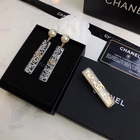 Z-модель, CHANEL, акриловые серьги новой модели, элегантный изыск