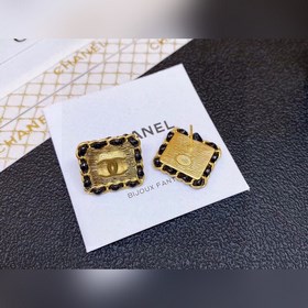 Chanel 2023 весна-лето, новые серьги с кожаным шнурком Очень прив