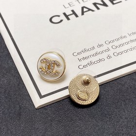 Chanel милые серьги в лаконичном стиле. Эти серьги действительно